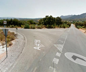 Corte de las carreteras Játar - Arenas del Rey y Arenas del Rey - Fornes