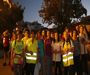Caminando con la luna llena, y van siete; crónica de un guía de cola