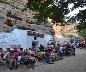 «No pases, alma mía, sin saludar a María»