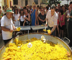 Jayena recupera la “Tarasca’ en esta feria 2017, en un ambiente repleto de diversión