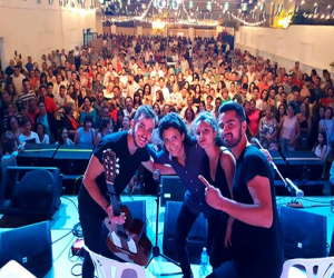 Multitudinario colofón de la feria de Jayena con el concierto de Raúl el Balilla