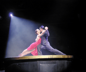 Tango argentino, patrocinado por Obra Social de CajaGRANADA