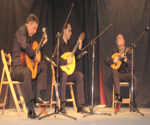 El Trío Albéniz, actuó en el Patio del Carmen
