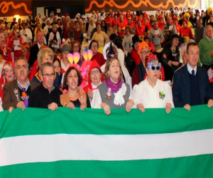 Más de 550 personas disfrutan en el ‘Carnaval de Mayores 2018’