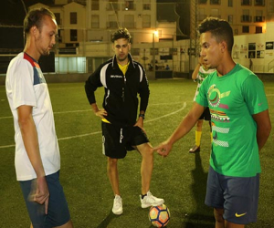 Peregrina frena a los “pajillas”