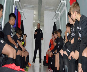 Los benjamines pierden el liderato