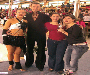 Dos alhameñas, y sus profesores, consiguen el tercer puesto en la final de Bailes de Salón