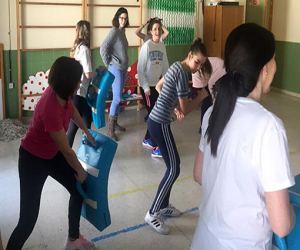 Escape ante agarres, técnica del taller de defensa personal en Jayena