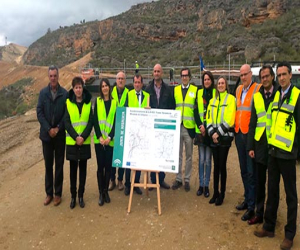 Fomento actualizará los proyectos de la conexión de Alhama con la Axarquía