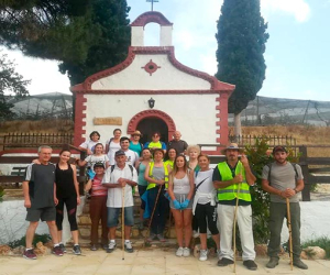 Voluntariado de limpieza por la naturaleza en Arenas del Rey