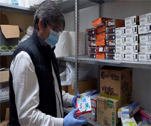 Los comercios minoristas andaluces de menos de 400 m2 podrán abrir sus puertas al público desde hoy