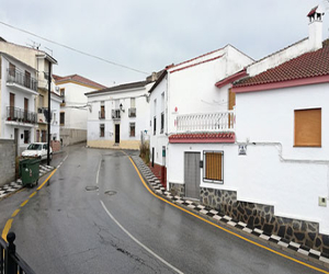 El Ayuntamiento de Jayena iniciará la próxima semana las obras de refuerzo y mejora en un tramo del saneamiento y alcantarillado de su travesía para evitar inundaciones