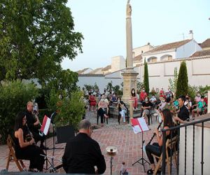 Morricone tuvo su homenaje y Alhama su concierto