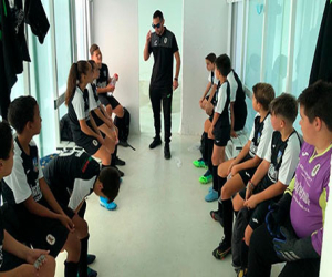 El puente no le sienta bien a la UD Alhameña 