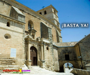 La sociedad alhameña se moviliza ante el incompresible abandono del arreglo de la iglesia parroquial