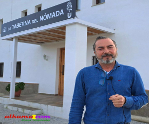 'La Taberna del Nómada' abre sus puertas los fines de semana para atender a los vecinos y visitantes del Pantano de los Bermejales