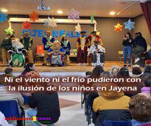 Ni el viento ni el frío pudieron con la ilusión de los niños en Jayena