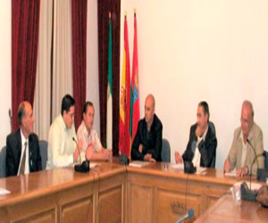 El diputado de deportes de Granada, Aurelio Torres,se reunión con los responsables deportivos de la comarca