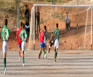 Los cadetes de la Alhameña pierden en Alomartes