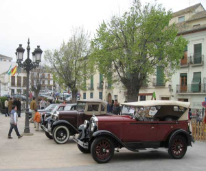 Exposición de coches antiguos el domingo 22 de marzo en Alhama