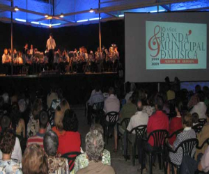 Extraornidario concierto aniversario de la banda municipal de Alhama