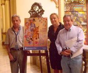 Andrés García Maldonado en la presentación del cartel que homenajeará a los periodistas