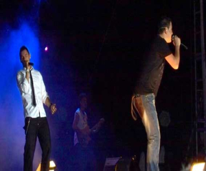 Andy & Lucas completan un fin de semana de conciertos en la Comarca