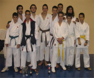 Gran papel del CD Alhama Ippon en el trofeo de navidad de karate 2009