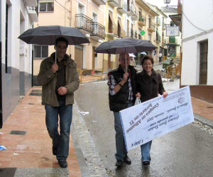 El Cele se gastó los 1.500 euros del premio en dieciséis establecimientos alhameños