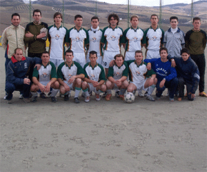 La UD Alhameña sucumbe ante el penúltimo clasificado por 2-4