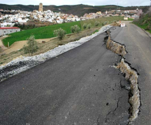 ¡Cuidado en la carretera de las Chorreras!