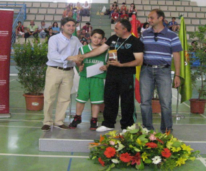 El IES Alhama infantil de baloncesto subcampeón provincial