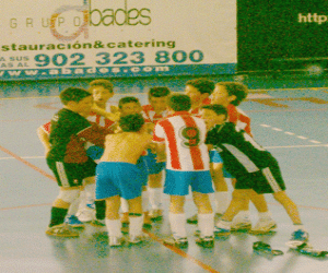 En ocho minutos los alhameños marcaron cuatro tantos