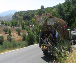 Una Romería que se celebra con vino, gazpacho y olla jameña