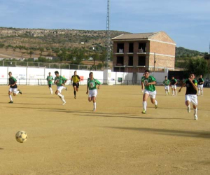 Los juveniles de la UD Alhameña siguen sin levantar cabeza