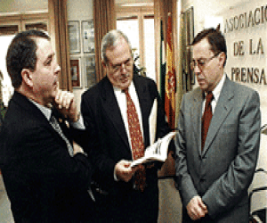 Antonio Ramos presentó su nuevo libro