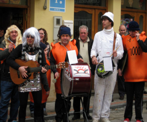 La comparsa El Pitorreo dona su recaudación 2010 a Haití