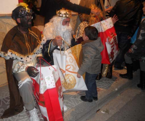 En Játar el Mago 2012 fue Paco, su alcalde