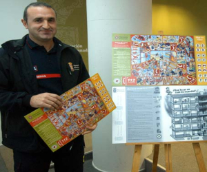 Una campaña lleva a los colegios un juego que enseña a los alumnos a actuar frente a incendios o terremotos