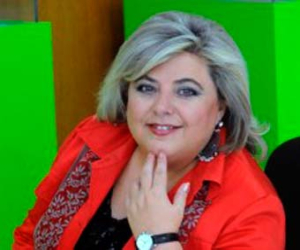 La consejera analiza en Ventas de Zafarraya los retos de futuro en el sector de las frutas y hortalizas