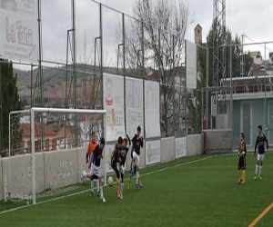 Los benjamines salvan la mala jornada de la UD Alhameña