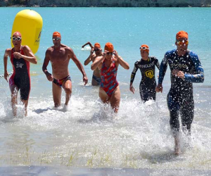 Ciento doce participantes en la III travesía a nado de Los Bermejales