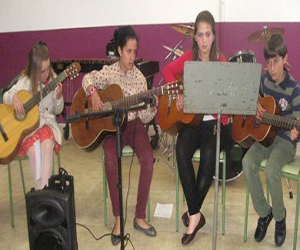 Los alumnos de la EMAG demuestran su saber en su nueva ubicación