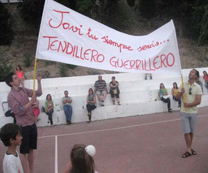 Los tendilleros guerrilleros despiden a su director