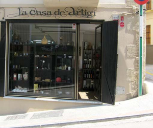 La Casa de Artigi, el escaparate de los productos artesanos de la Comarca