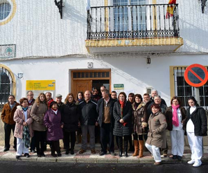 La delegada del Gobierno visita Játar para felicitarlos tras conseguir la segregación