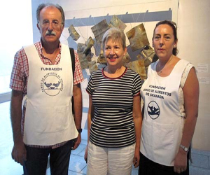 Visita de representantes del Banco de Alimentos a la III Exposición Formas y Colores