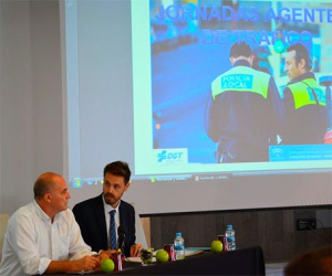 Junta, DGT y policías locales de Granada intercambian estrategias para acabar con los accidentes de motos