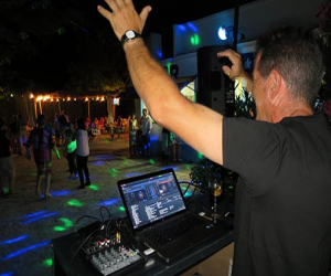 La noche se volvió evocadora y 'marchosa'