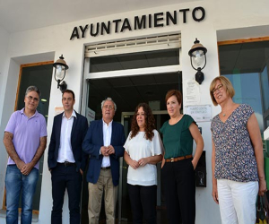 La Junta y el Ayuntamiento de Zafarraya refuerzan su colaboración para atender a la población inmigrante
